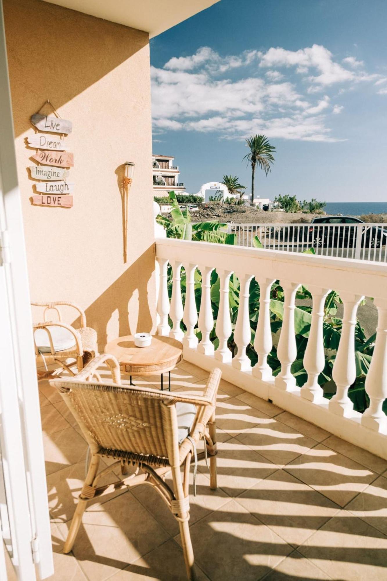 Sea Panda Apartment Costa Del Silencio Exterior photo
